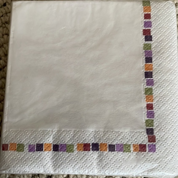 Pampered Chef Cocktail Napkins - Picture 4 of 4